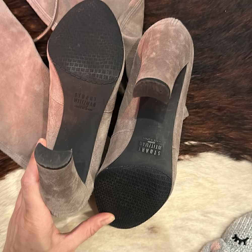 Stuart Weitzman Highland Boot in Topo - Picture 5 of 12